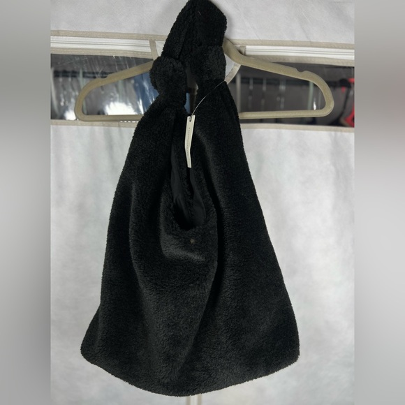 NWT Anthropologie The Love Knot Slouchy Bag: Sherpa Fleece Edition - Picture 3 of 5